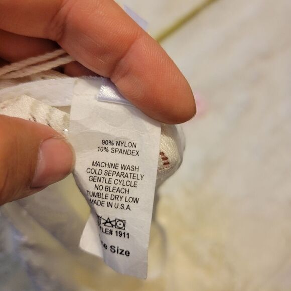 Pinkblush lace oversized blouse/cover Up One Size Fits Most   - Picture 7 of 8